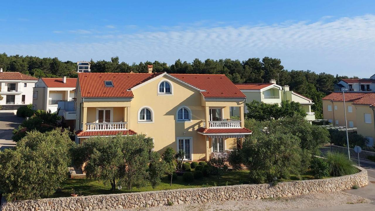 Apartmani Olea Krk Krk Town Extérieur photo
