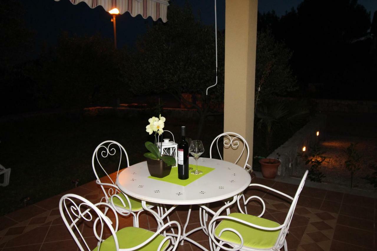 Apartmani Olea Krk Krk Town Extérieur photo